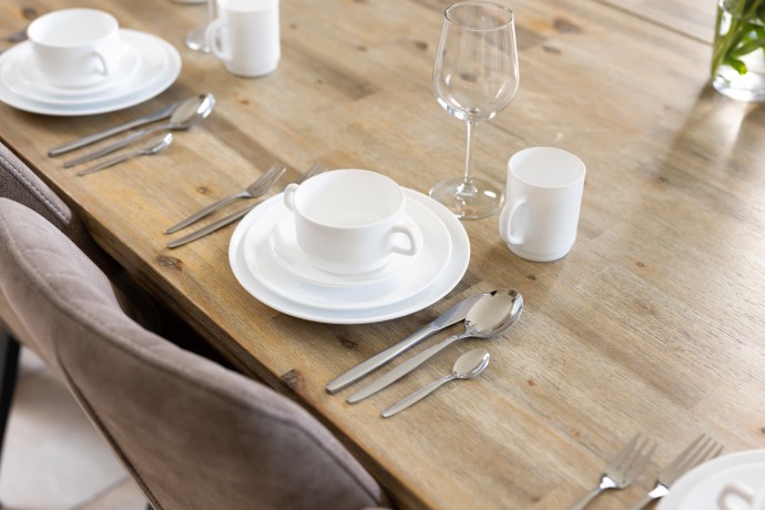 Narcis - Eettafel Detail.jpg