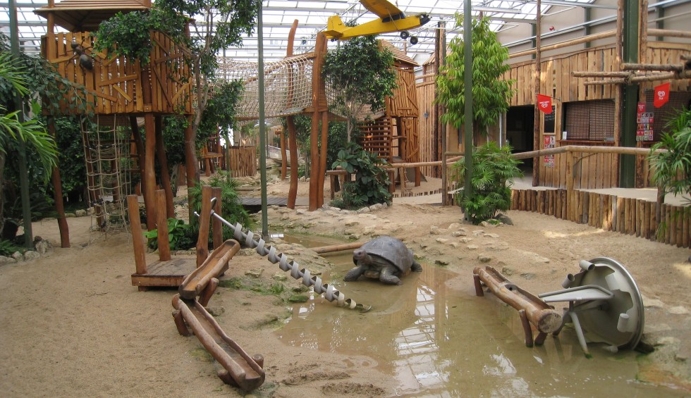 Berkenhof tropical zoo (2)-min.JPG
