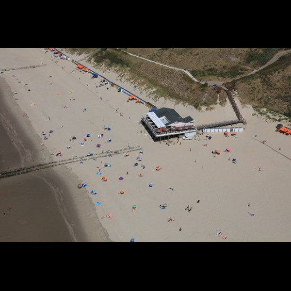 Strandpaviljoen de Zeeuwse Rivièra
