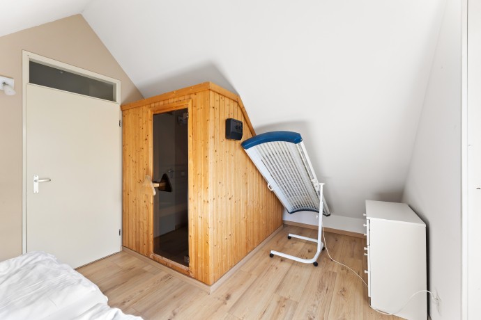 Slaapkamer - Sauna:Zonnebank.jpg