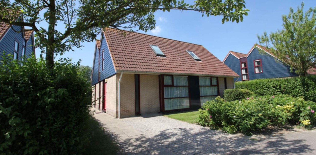 bungalow-lotus.jpg